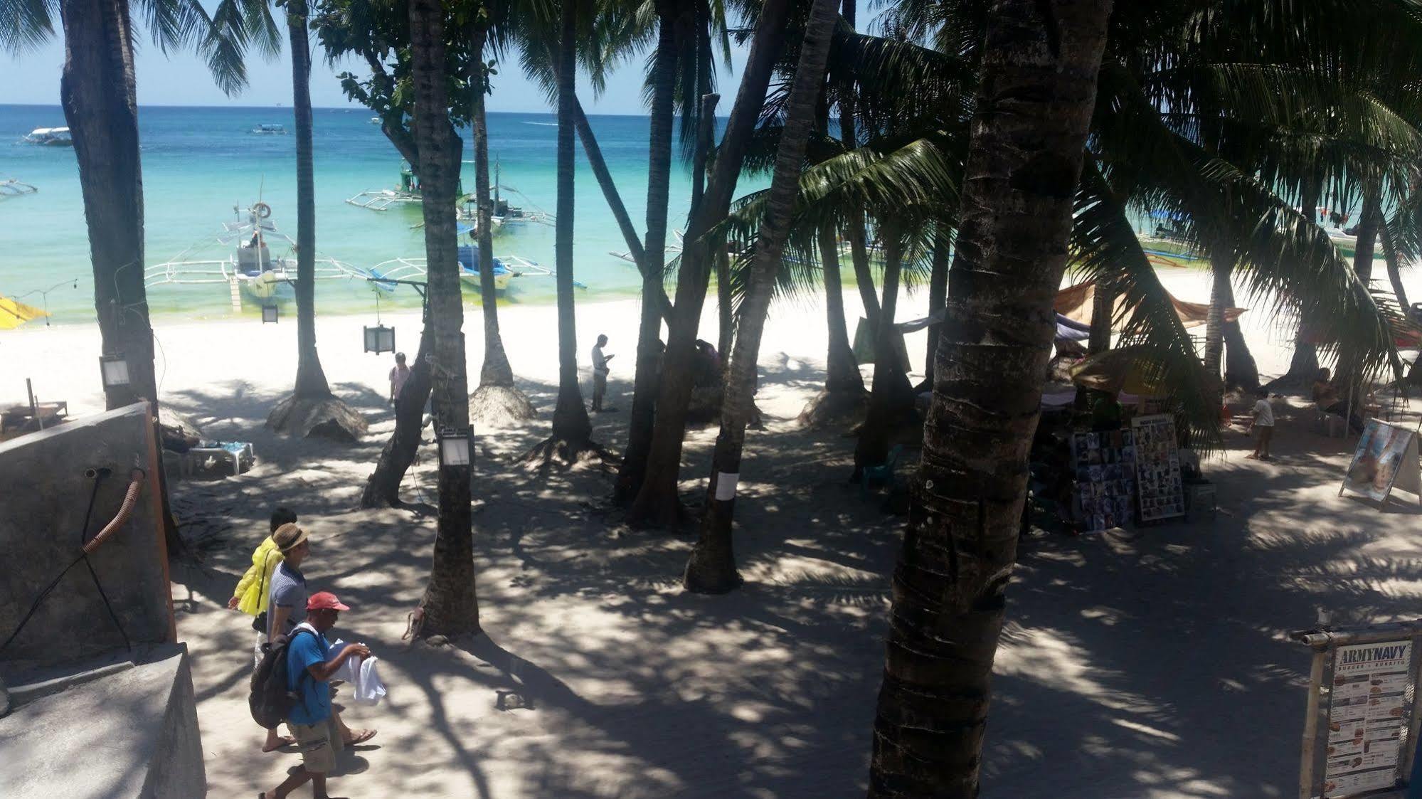 Hotel Boracay Coco Huts Balabag  Esterno foto