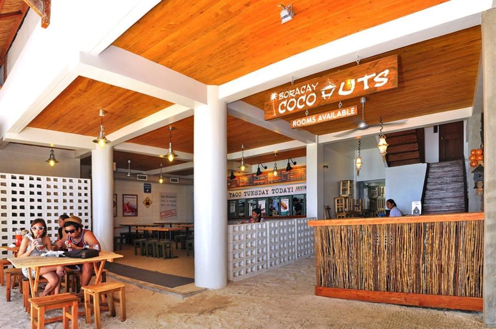 Hotel Boracay Coco Huts Balabag  Esterno foto